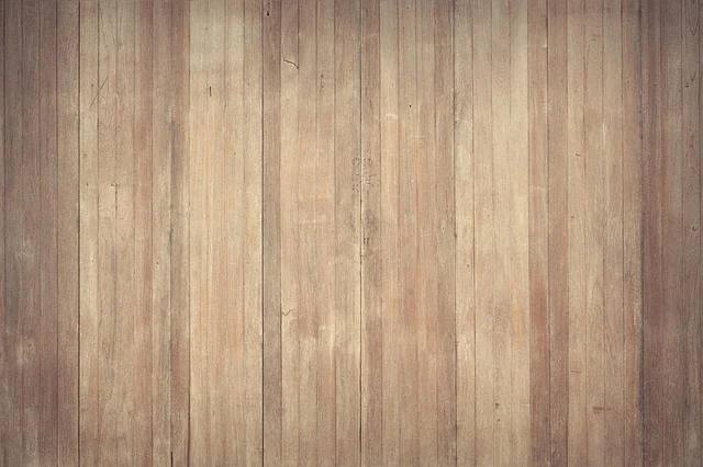 tile vs wood flooring - hardwood texture